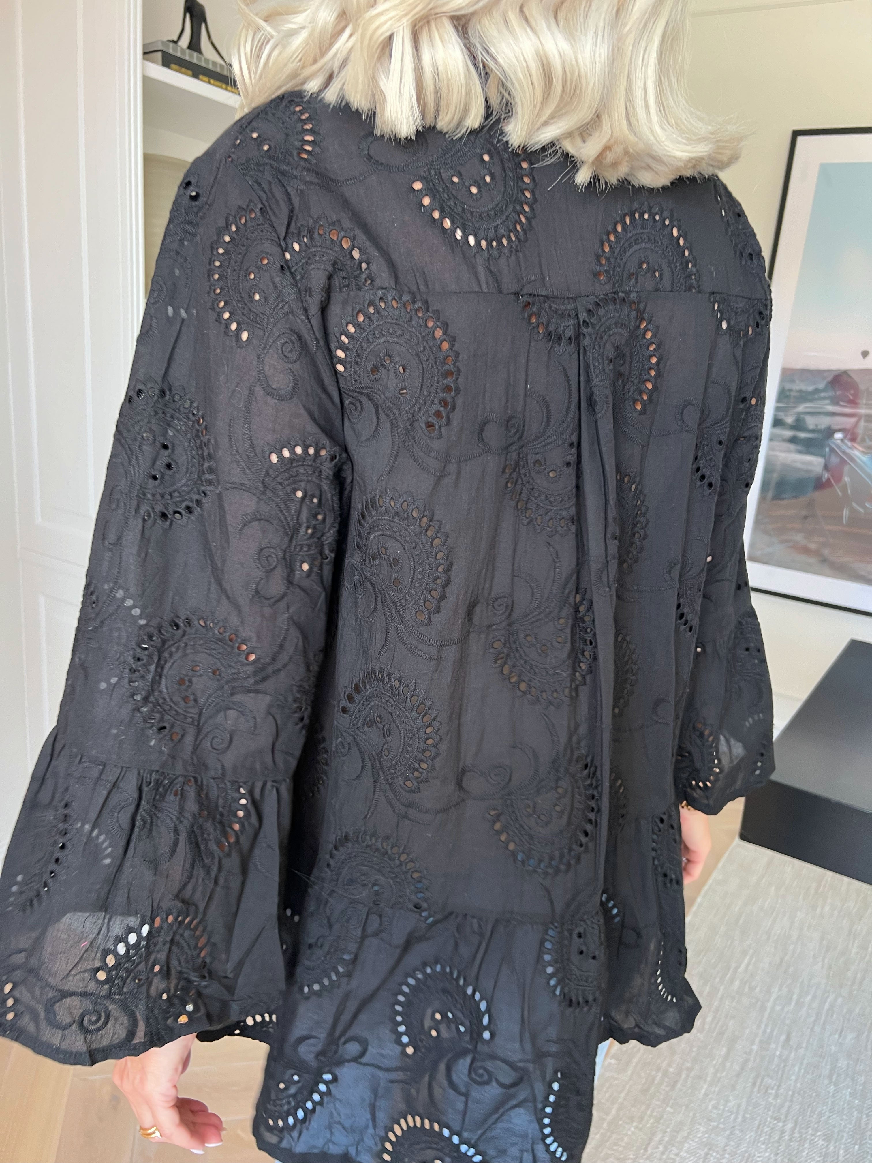 Benti Shirt - Tunika i viskose med broderie anglaise